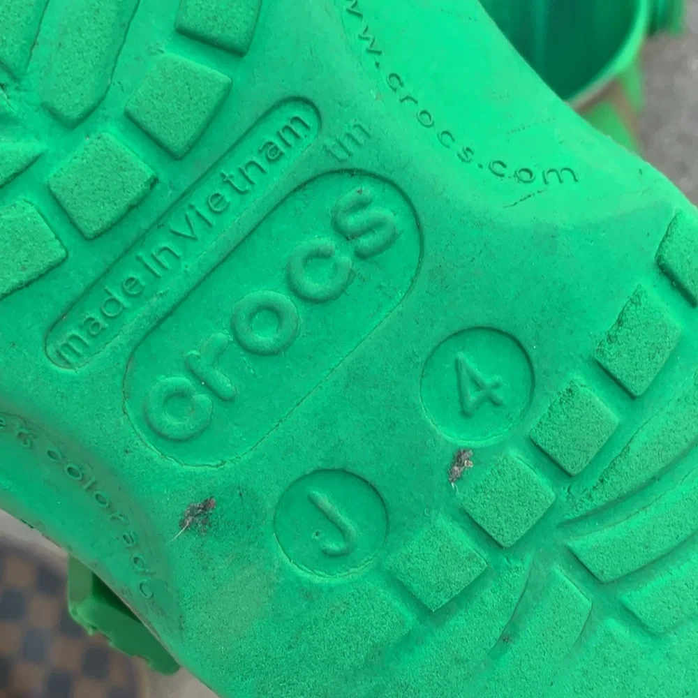 Crocs
Big Kids Minecraft Classic Clogs from Finish Line - Picture 6 of 13